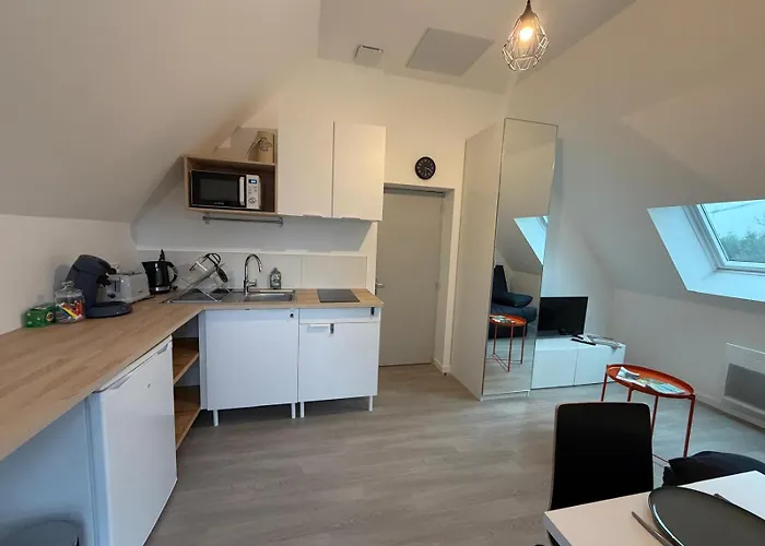 Petit Confort - Proche Angers شقة *